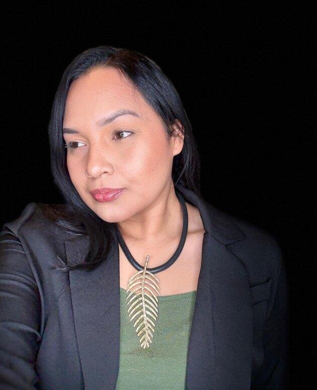 Collar Hoja Tropical Dorada